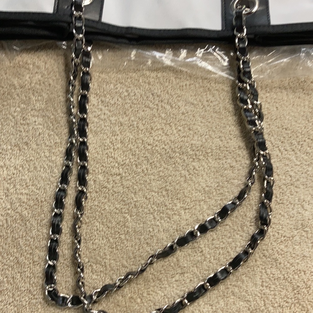 Purse - Picture 5 of 7